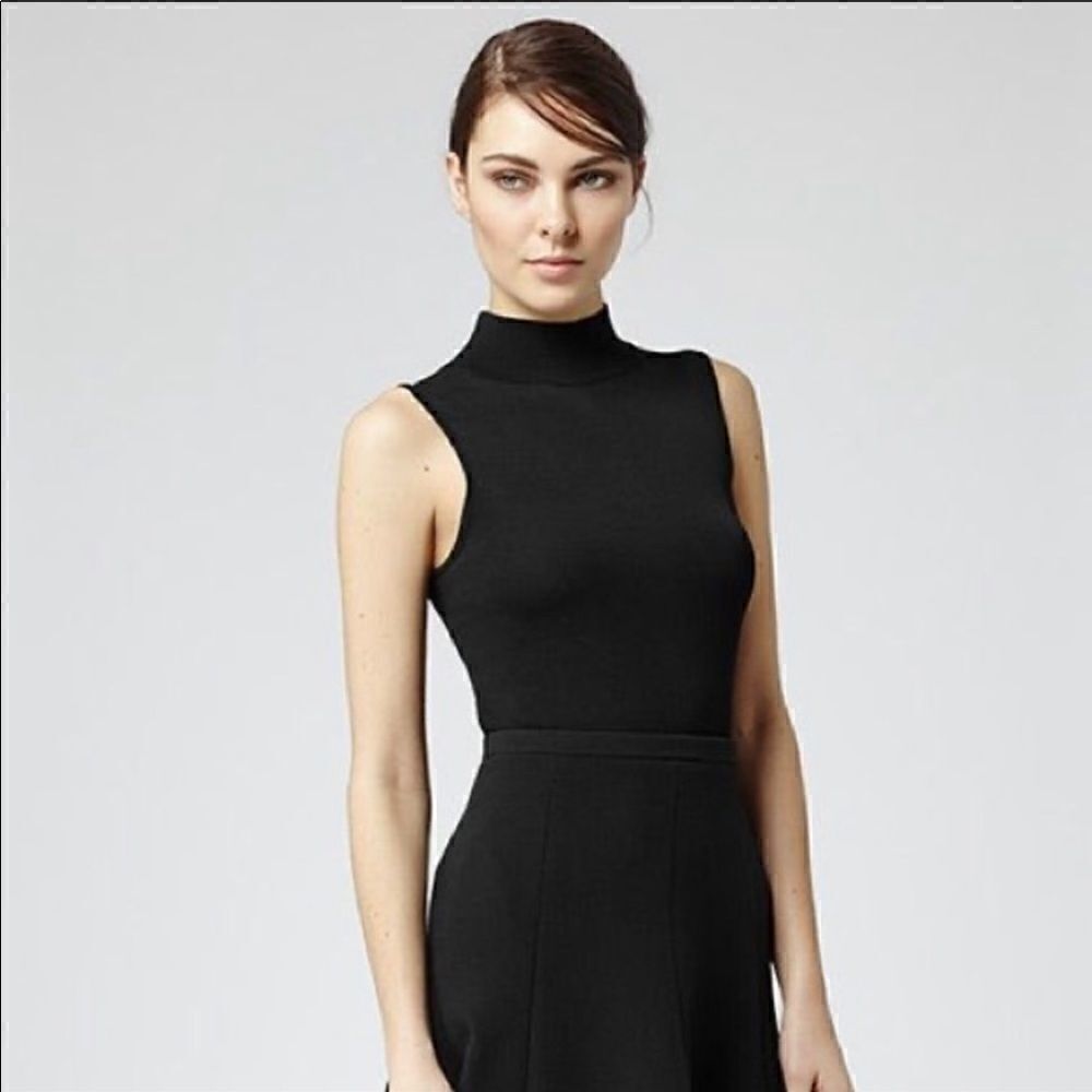 Euc Reiss Turin High Neck Sleeveless Top Sz Medium